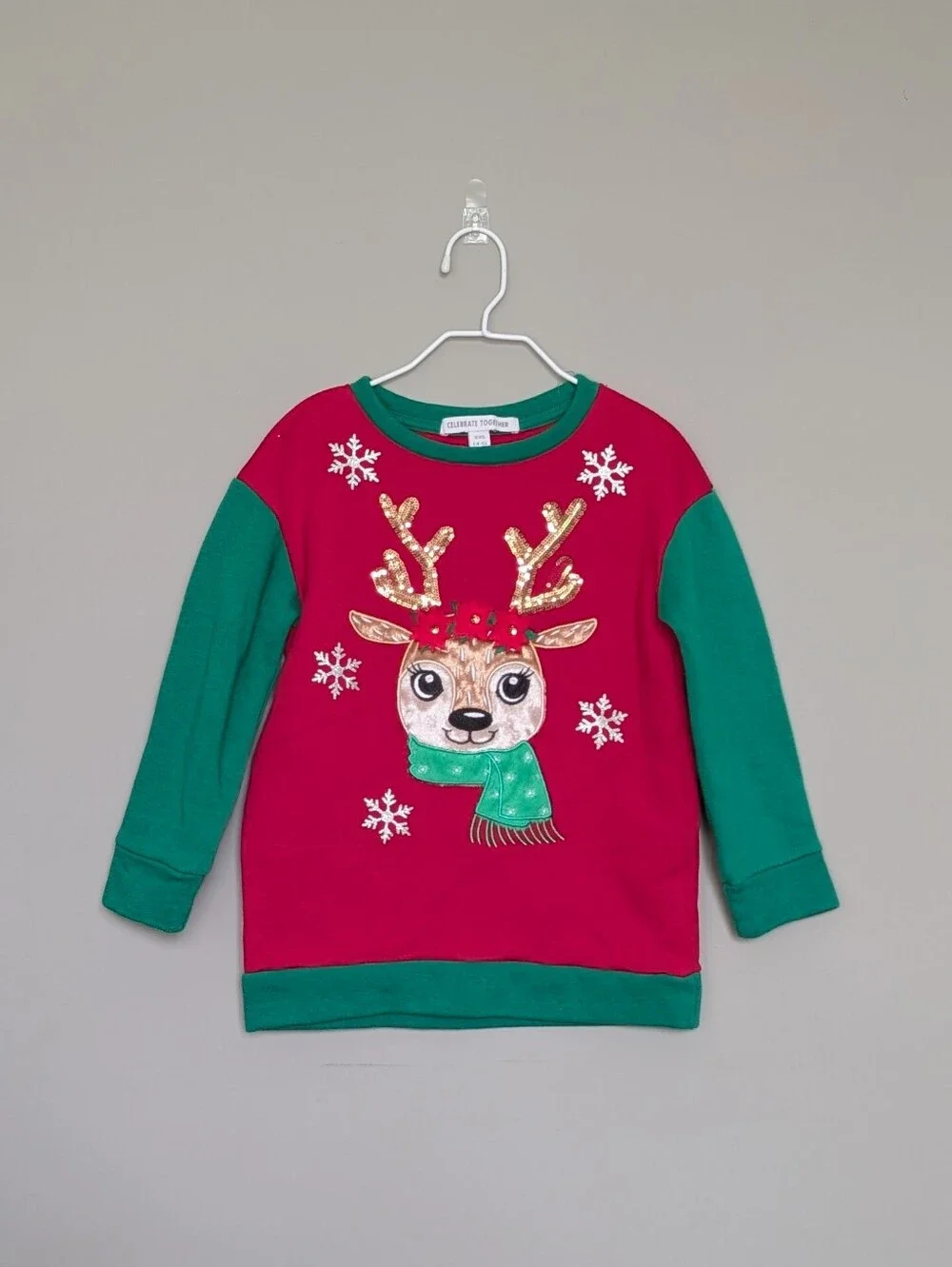 3/$15 - Celebrate Together Festive Reindeer Sequin Sweatshirt Size XXS 4-5